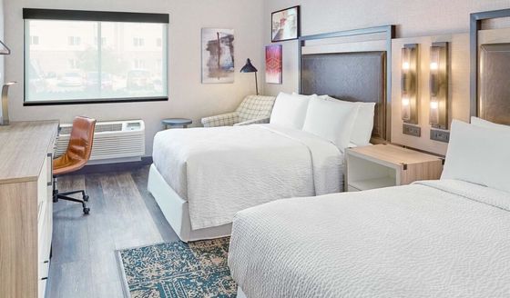 Goede prijs Amerikaans van het de Luxehotel van het Stijl Gelamineerd Eiken Hout de Slaapkamermeubilair voor het Hotel van Vier Puntsheration online