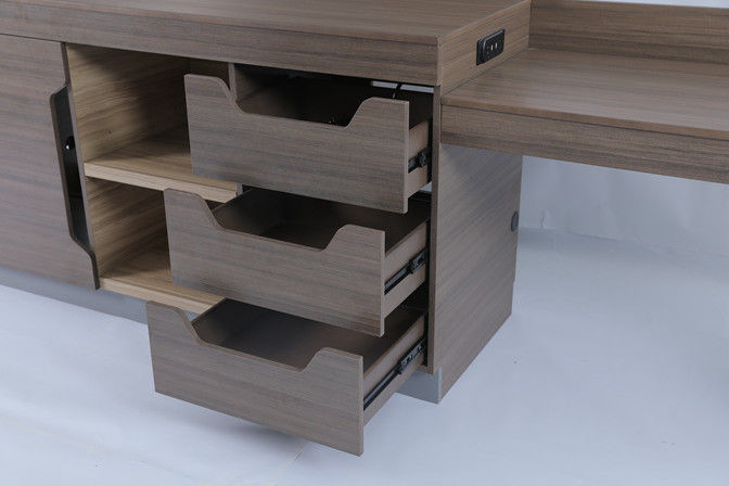 Moderne slaapkamer Custom Expansive lineaire TV-paneel en bureau kast Voor Hilton Hotel 3