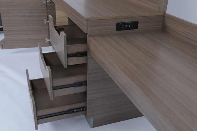 Moderne slaapkamer Custom Expansive lineaire TV-paneel en bureau kast Voor Hilton Hotel 2
