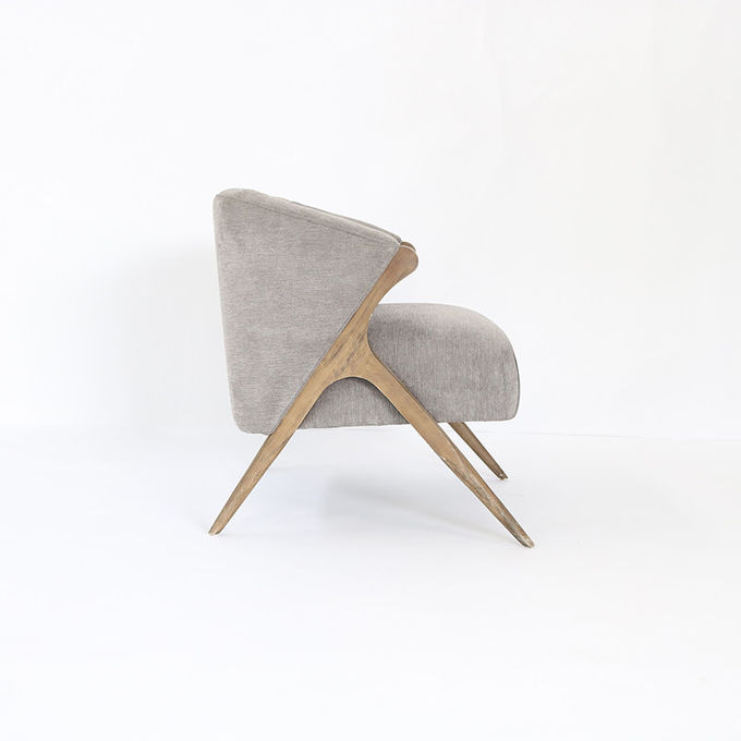 ISO2008 76*78*84cm Woonkamer Sofa With Solid Wood Base 0